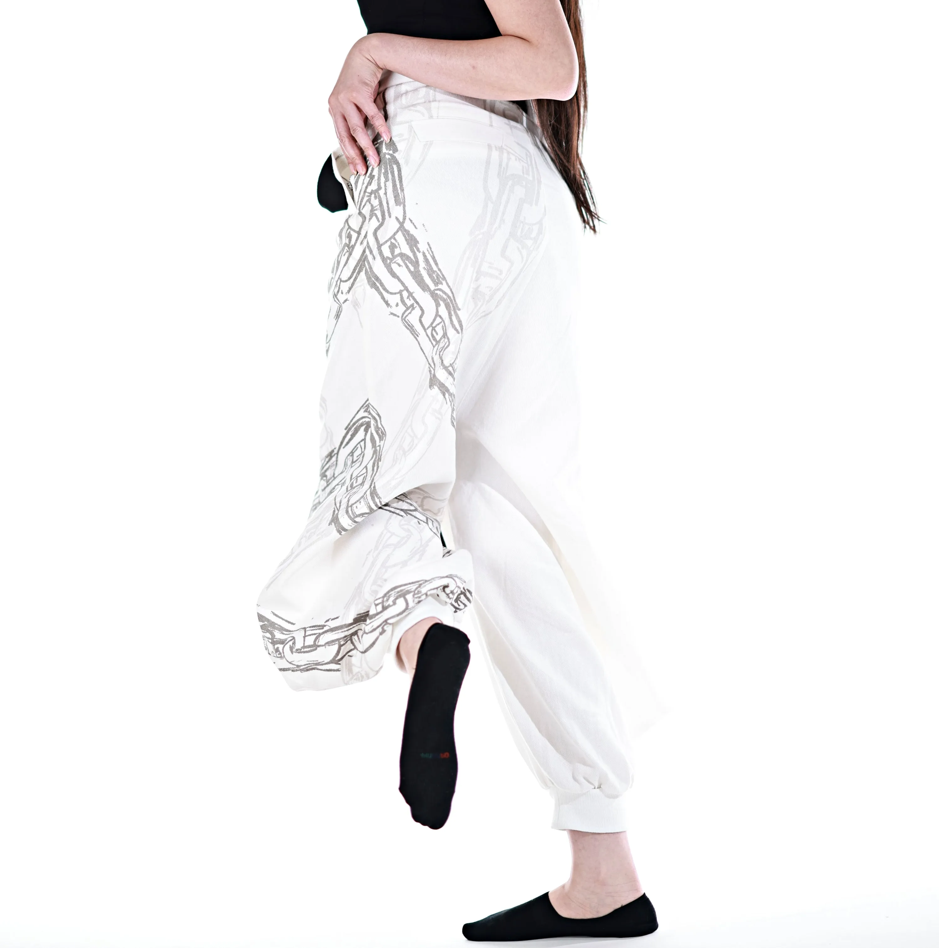 Stylish Chain-Link Pants - Preorder Now!